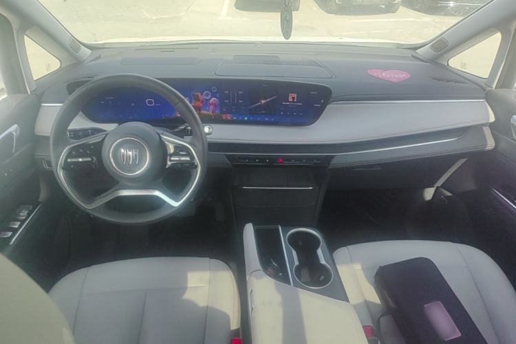 Used Buick GL8 2025 Lu Zun Deluxe Edition Center Console