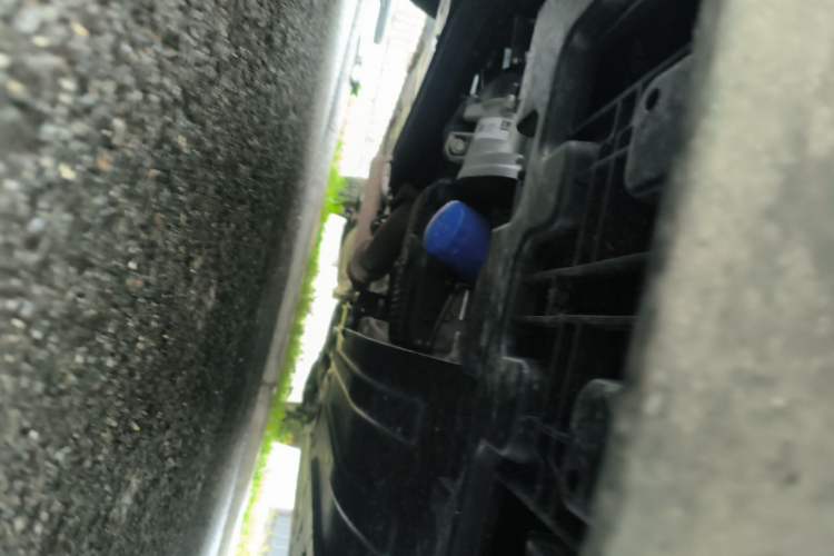 Used Buick GL8 2025 Lu Zun First Edition Chassis Front