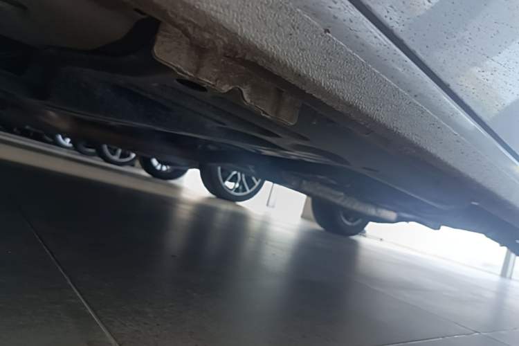 Used Buick GL8 2025 Model Land Executive Class First-Adoption Edition Chassis Front Left