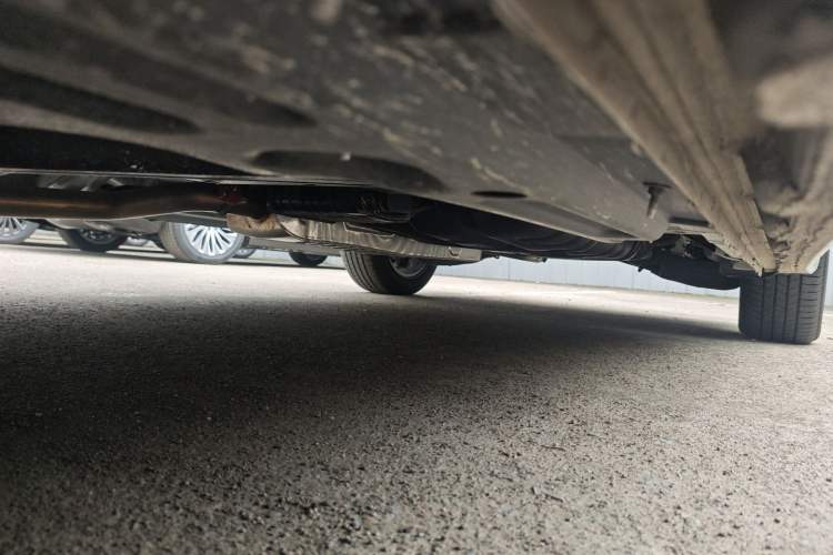 Used Buick GL8 2025 Lu Zun Deluxe Edition Chassis Front Left