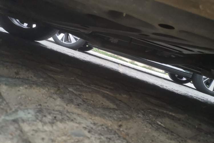Used Buick GL8 2025 Lu Zun Deluxe Edition Chassis Front Left