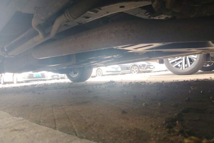 Used Buick GL8 2025 Lu Zun Smart Enjoyment Edition Chassis Front Right
