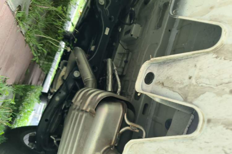 Used Buick GL8 2025 Lu Zun First Edition Chassis Rear