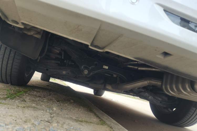 Used Buick GL8 2025 Lu Zun Deluxe Edition Chassis Rear Left