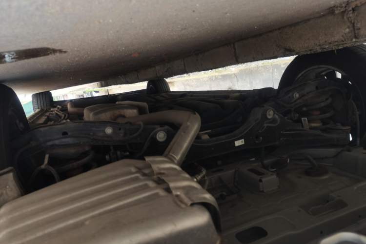 Used Buick GL8 2025 Lu Zun Deluxe Edition Chassis Rear Right