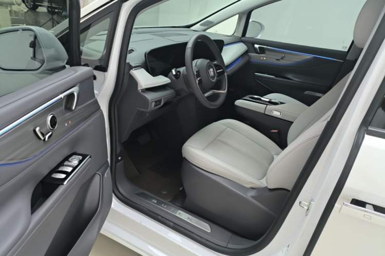 Used Buick GL8 2025 Lu Zun Deluxe Edition Driver Seat