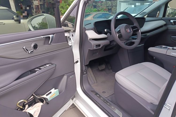 Used Buick GL8 2025 Lu Zun Deluxe Edition Driver Seat