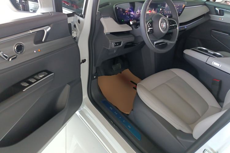 Used Buick GL8 2025 Lu Zun Smart Enjoyment Edition Driver Seat