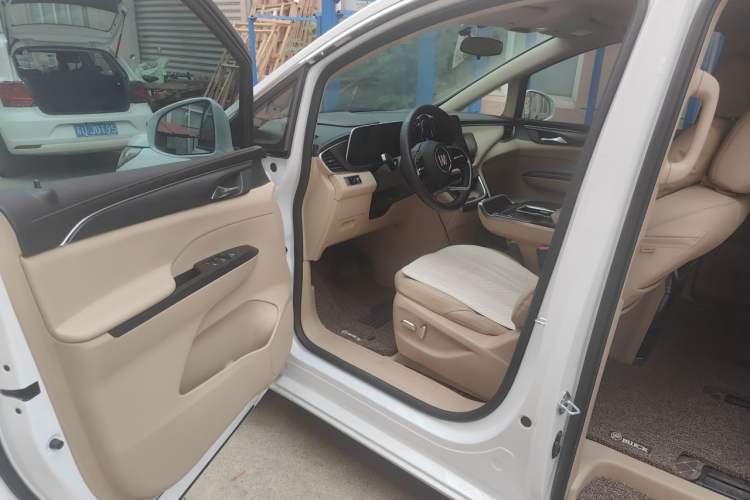 Used Buick GL8 2025 Model Land Cruiser Business Class Comfort DG Edition Driver Seat