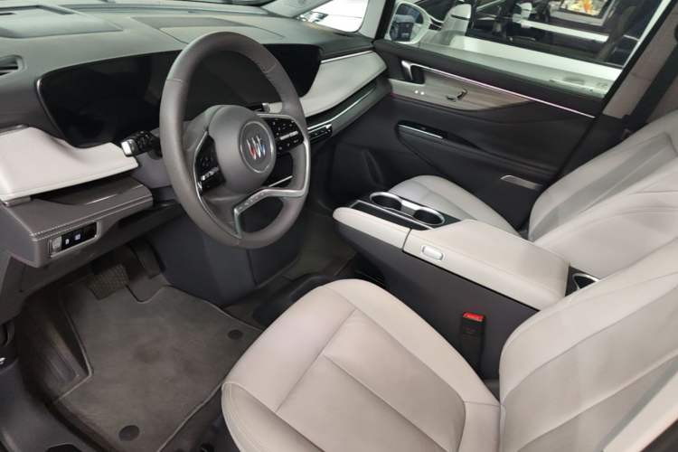 Used Buick GL8 2025 Lu Zun Smart Enjoyment Edition Driver Seat