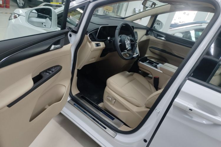 Used Buick GL8 2025 Model Land Cruiser Business Class Comfort DG Edition Driver Seat