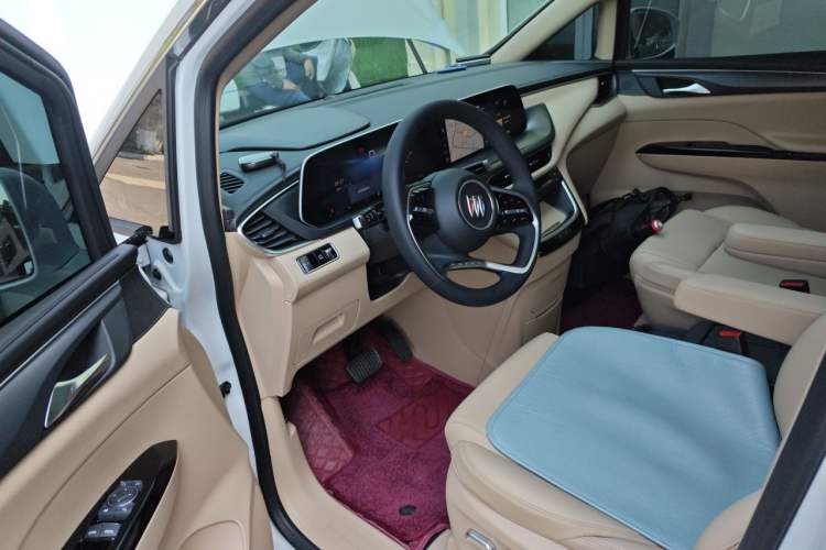 Used Buick GL8 2025 Model Land Executive Class First-Adoption Edition Driver Seat