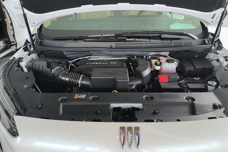 Used Buick GL8 2025 Model Land Cruiser Business Class Comfort DG Edition Engine Bay