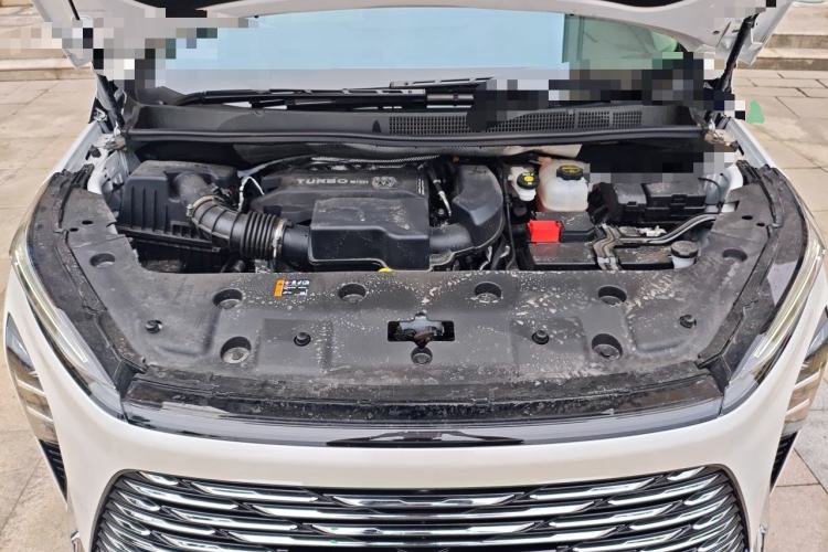 Used Buick GL8 2025 Lu Zun Deluxe Edition Engine Bay