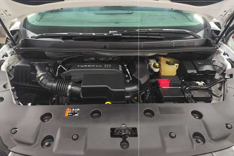 Used Buick GL8 2025 Lu Zun Smart Enjoyment Edition Engine Bay