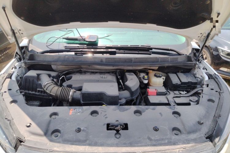 Used Buick GL8 2025 Lu Zun Smart Enjoyment Edition Engine Bay