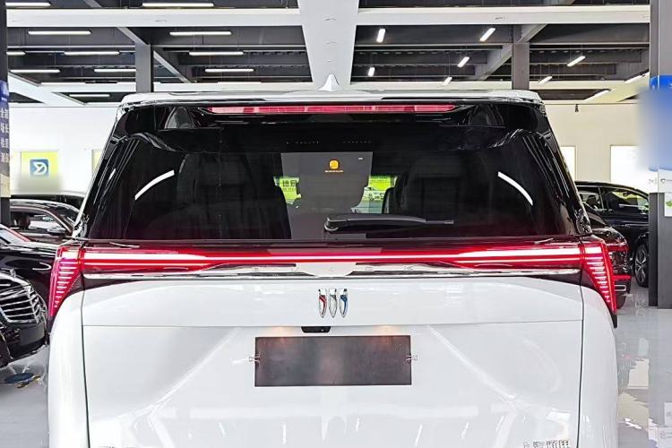 Used Buick GL8 2025 Lu Zun Deluxe Edition Exterior 1