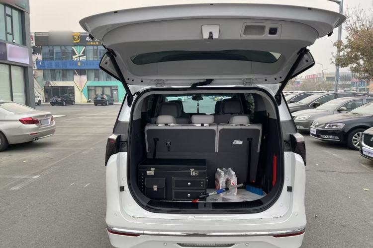 Used Buick GL8 2025 Lu Zun Smart Enjoyment Edition Exterior 1