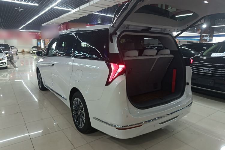 Used Buick GL8 2025 Lu Zun Deluxe Edition Exterior 2
