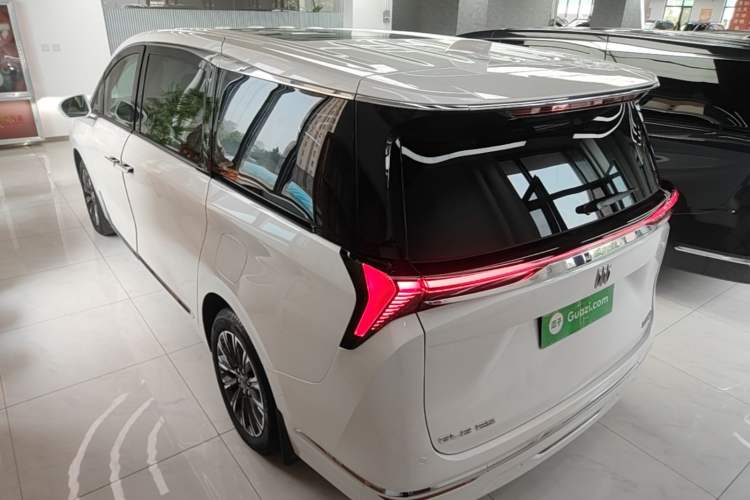 Used Buick GL8 2025 Lu Zun Deluxe Edition Exterior 2