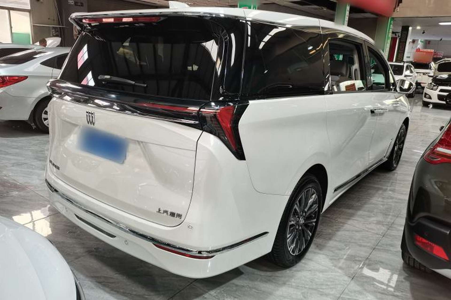 Used Buick GL8 2025 Lu Zun Smart Enjoyment Edition Exterior 5