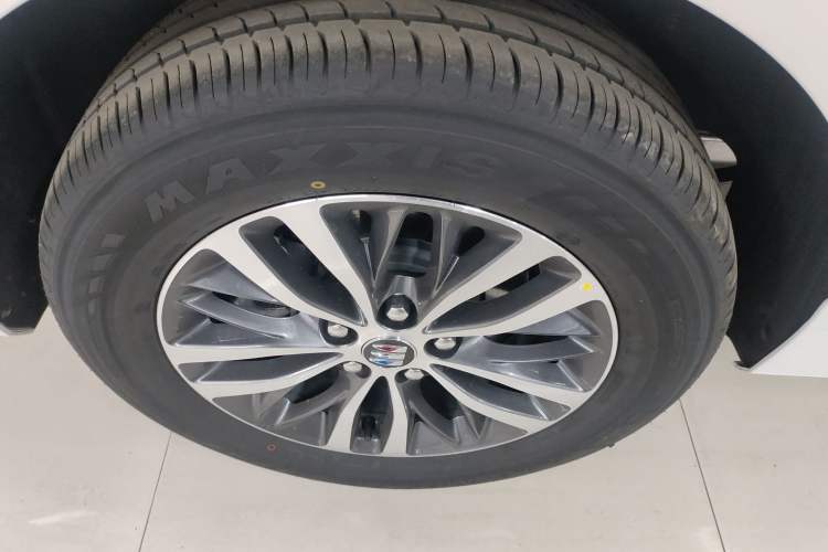 Used Buick GL8 2025 Model Land Cruiser Business Class Comfort DG Edition Exterior 5