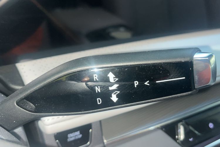 Used Buick GL8 2025 Lu Zun Deluxe Edition Gear Lever