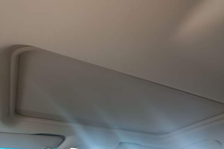 Used Buick GL8 2025 Model Land Executive Class First-Adoption Edition Headliner