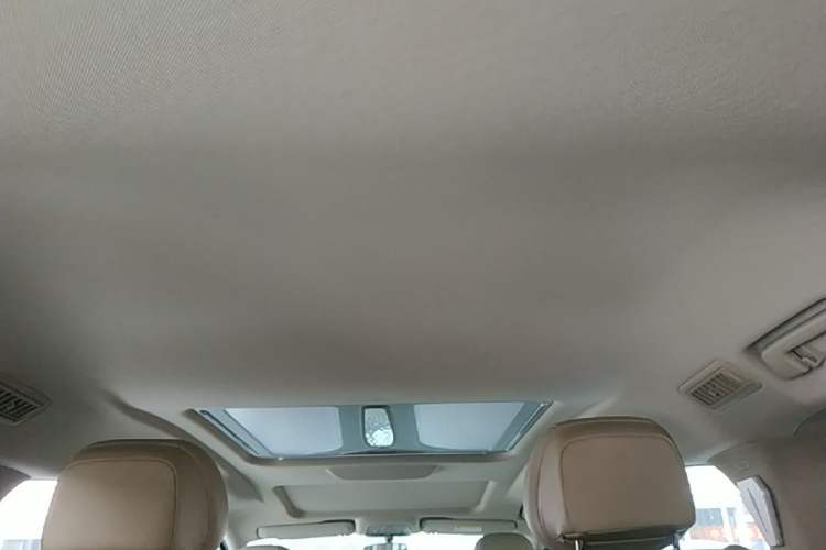 Used Buick GL8 2025 Model Land Cruiser Business Class Comfort DG Edition Headliner