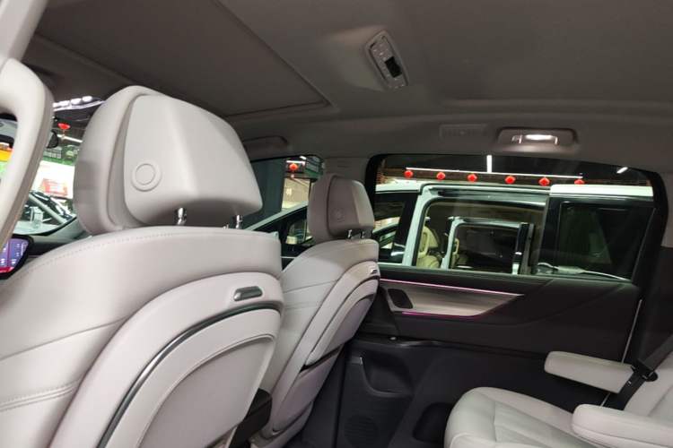 Used Buick GL8 2025 Lu Zun Smart Enjoyment Edition Headliner