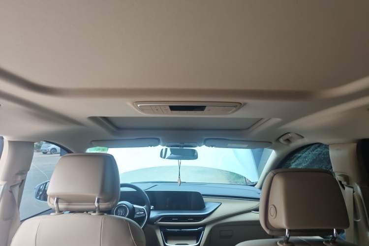 Used Buick GL8 2025 Model Land Executive Class First-Adoption Edition Headliner
