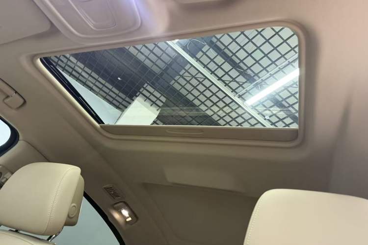 Used Buick GL8 2025 Model Land Executive Class First-Adoption Edition Headliner