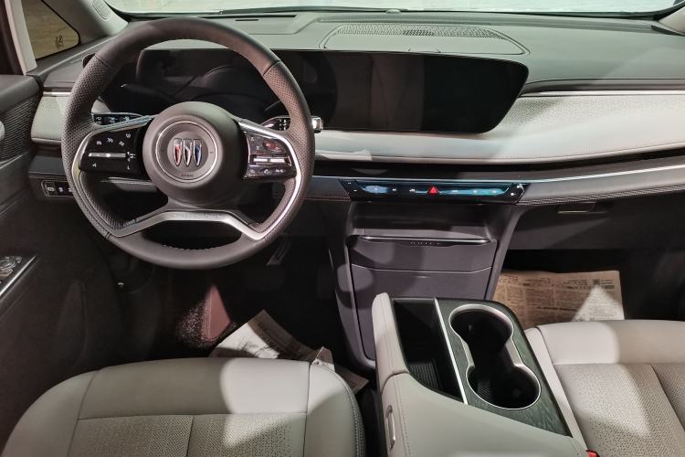 Used Buick GL8 2025 Lu Zun Smart Enjoyment Edition Interior 1