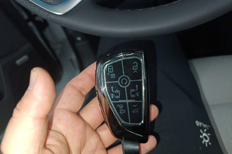 Used Buick GL8 2025 Lu Zun Deluxe Edition Interior 1