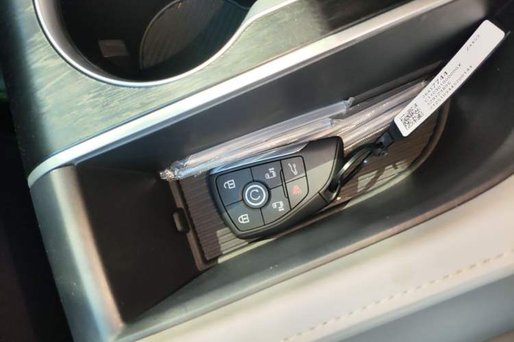 Used Buick GL8 2025 Lu Zun Deluxe Edition Interior 1