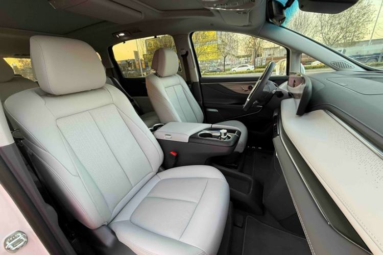 Used Buick GL8 2025 Lu Zun Deluxe Edition Interior 12