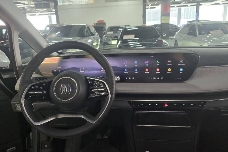 Used Buick GL8 2025 Lu Zun Deluxe Edition Interior 2