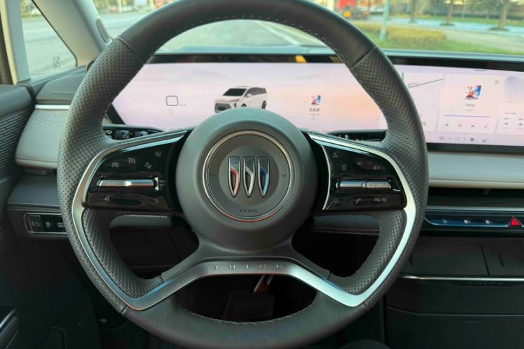 Used Buick GL8 2025 Lu Zun Deluxe Edition Interior 2