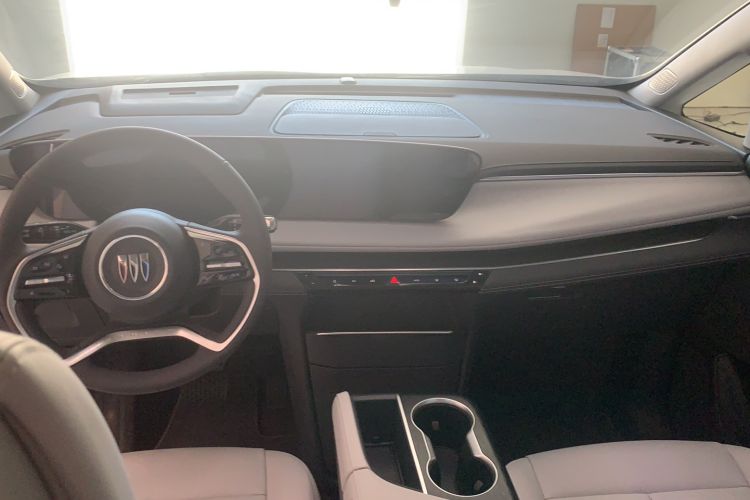 Used Buick GL8 2025 Lu Zun Smart Enjoyment Edition Interior 3