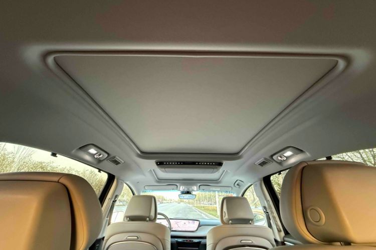 Used Buick GL8 2025 Lu Zun Deluxe Edition Interior 7