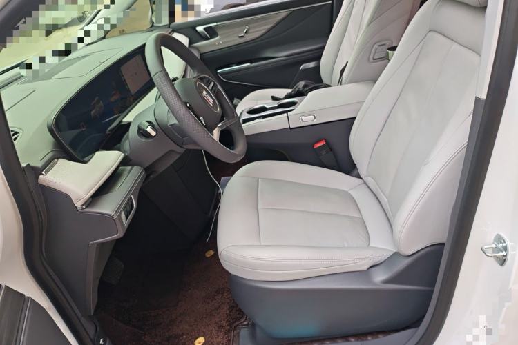 Used Buick GL8 2025 Lu Zun Deluxe Edition Left Front Seat