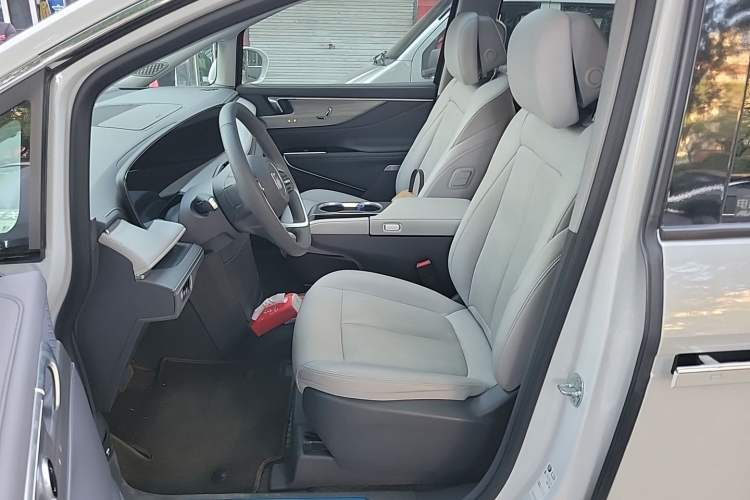 Used Buick GL8 2025 Lu Zun Deluxe Edition Left Front Seat