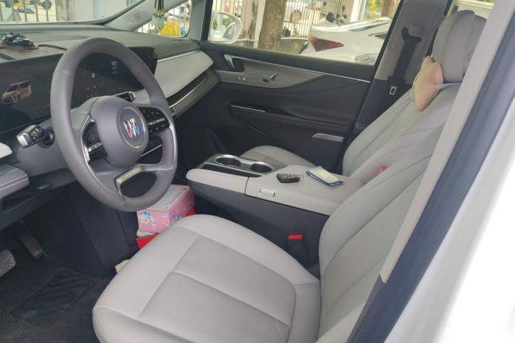 Used Buick GL8 2025 Lu Zun Smart Enjoyment Edition Left Front Seat