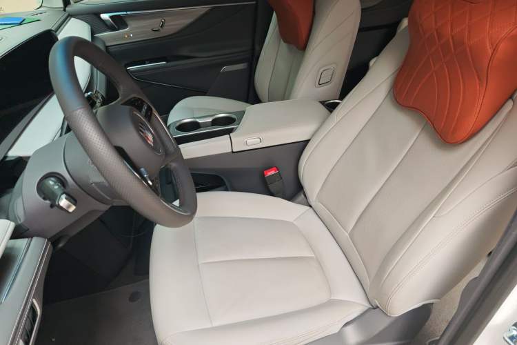 Used Buick GL8 2025 Lu Zun Smart Enjoyment & Yue Edition Left Front Seat