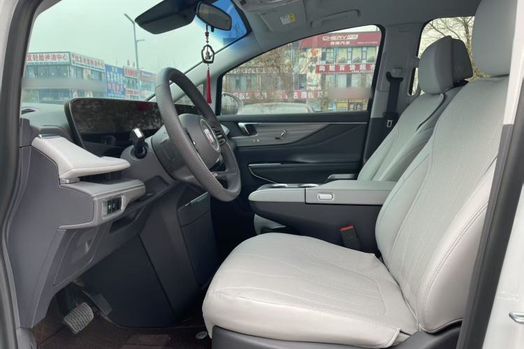 Used Buick GL8 2025 Lu Zun Smart Enjoyment Edition Left Front Seat