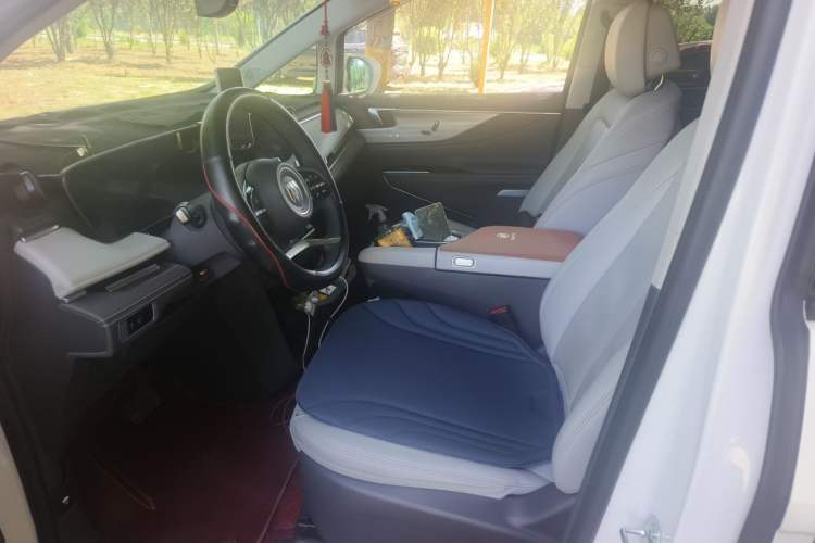 Used Buick GL8 2025 Lu Zun Smart Enjoyment Edition Left Front Seat