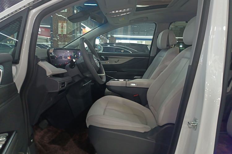 Used Buick GL8 2025 Lu Zun Deluxe Edition Left Front Seat