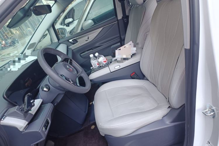 Used Buick GL8 2025 Lu Zun Deluxe Edition Left Front Seat