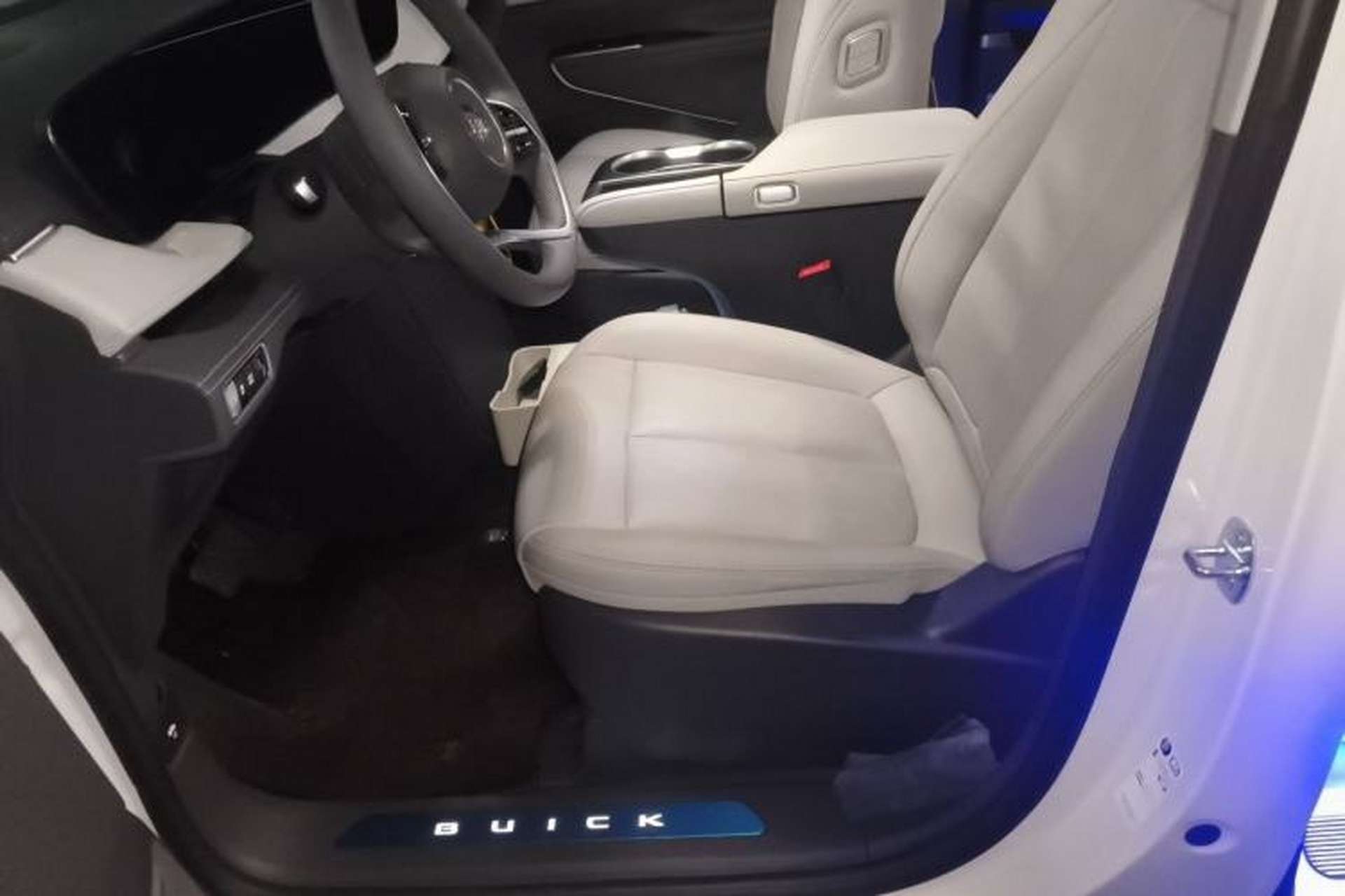 Used Buick GL8 2025 Lu Zun Deluxe Edition Left Front Seat