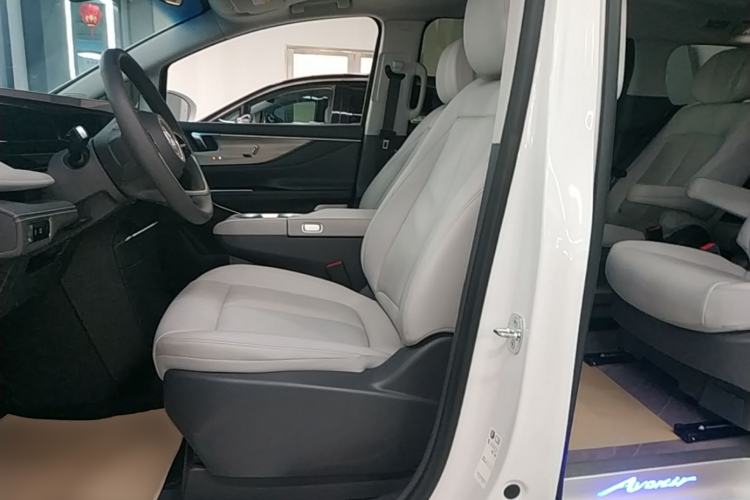 Used Buick GL8 2025 Lu Zun Smart Enjoyment Edition Left Front Seat
